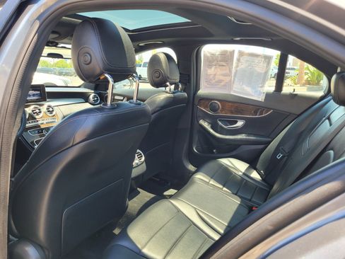 Used 2018 Mercedes-Benz C 300 Sedan w/ Premium Package image 13