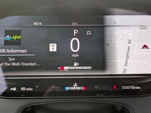 New 2025 Land Rover Range Rover SE image 11