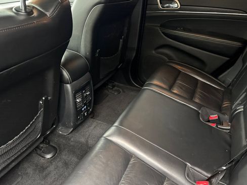 Used 2015 Jeep Grand Cherokee Limited image 27