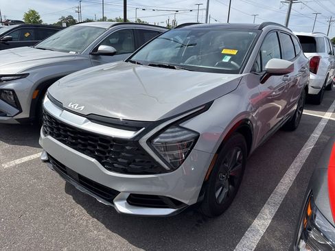 Used 2024 Kia Sportage SX image 1