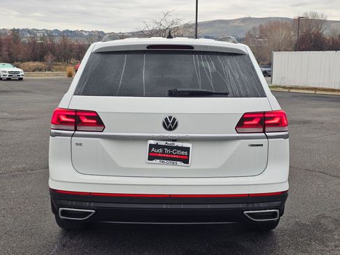 Used 2023 Volkswagen Atlas SE AWD/4WD image 6