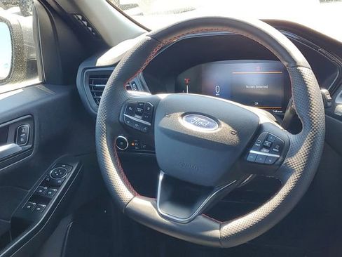 Certified 2024 Ford Escape ST-Line Select w/ Tech Pack #1 AWD/4WD image 29