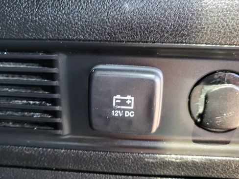 Used 2024 Jeep Wagoneer Series II w/ Flexible Seating Group AWD/4WD image 14