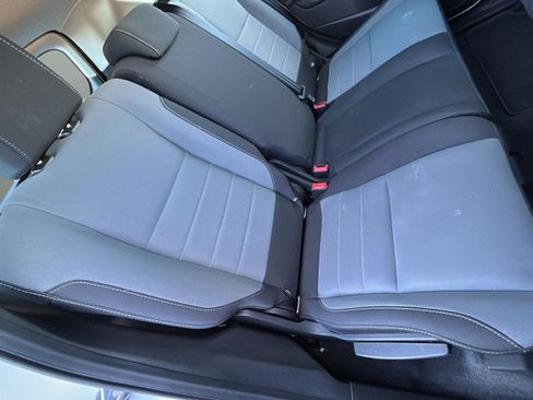 Used 2018 Ford Escape S image 19