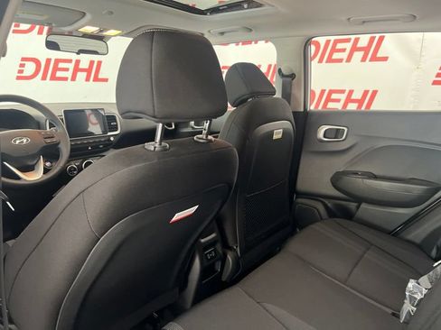 New 2026 Hyundai Venue SEL FWD image 14