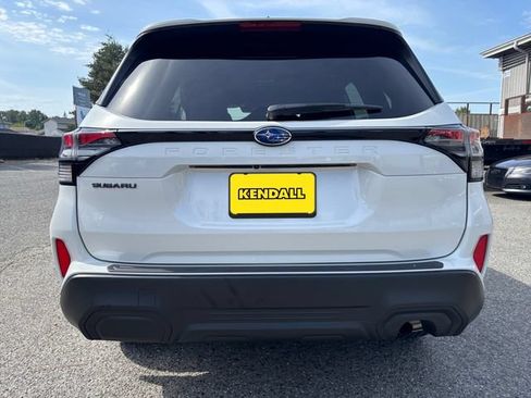 Certified 2025 Subaru Forester Premium AWD/4WD image 30