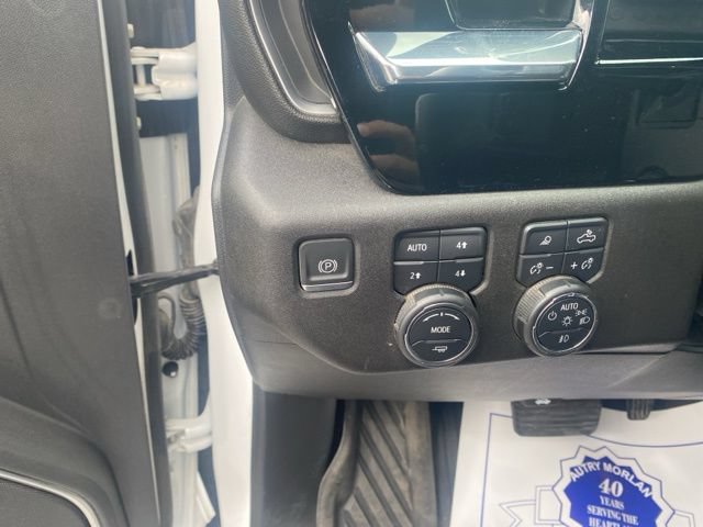 Used 2024 Chevrolet Silverado 1500 LTZ w/ Z71 Off-Road Package AWD/4WD image 19