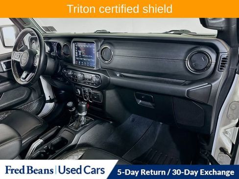 Used 2022 Jeep Gladiator Overland image 11