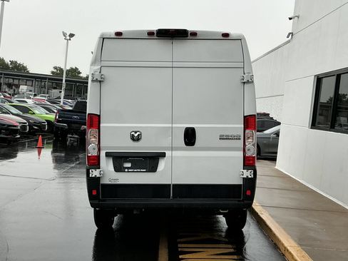 Used 2022 RAM ProMaster 2500 FWD image 7