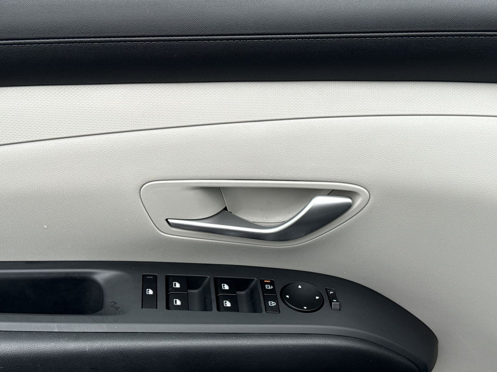 Certified 2025 Hyundai Tucson SEL AWD/4WD image 15