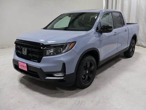 New 2026 Honda Ridgeline Black Edition image 3