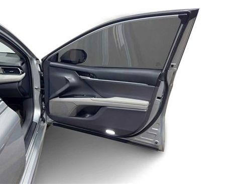 Used 2019 Toyota Camry SE image 9