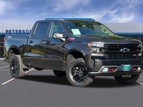 Certified 2022 Chevrolet Silverado 1500 LT Trail Boss w/ Bed Protection Package AWD/4WD image 2