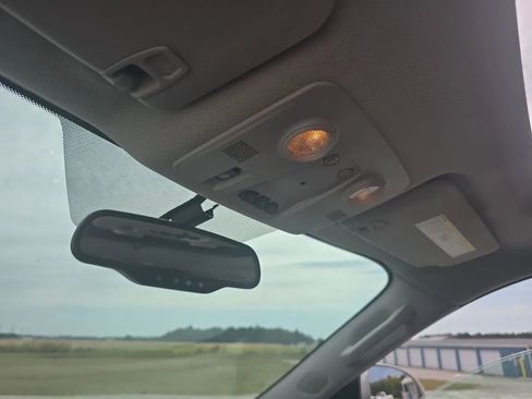 Used 2017 Buick Enclave Leather w/ Enclave Sport Touring Edition image 15