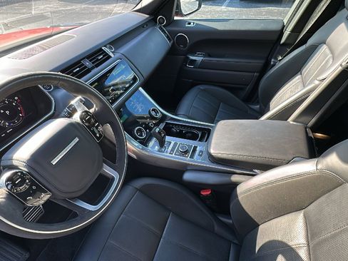Used 2021 Land Rover Range Rover Sport HST image 22