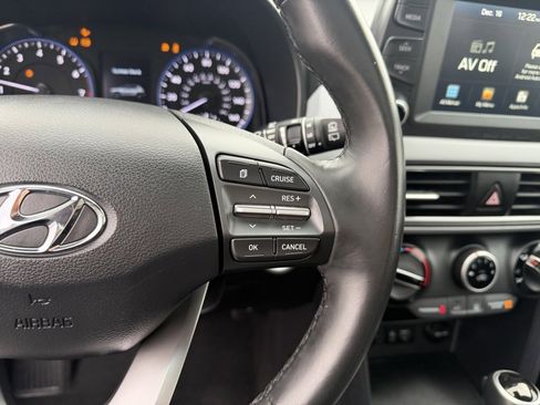 Used 2019 Hyundai Kona SEL w/ SEL Tech Package 02 image 19