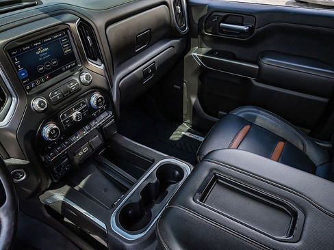 Used 2020 GMC Sierra 1500 AT4 w/ AT4 Premium Package image 24