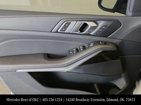 Used 2024 BMW X5 sDrive40i w/ Parking Assistance Package RWD image 10