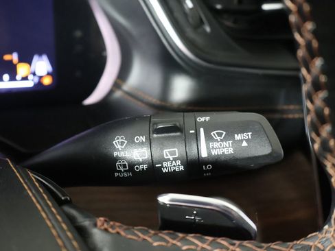 Used 2023 Jeep Grand Cherokee Summit w/ Luxury Tech Group V AWD/4WD image 45