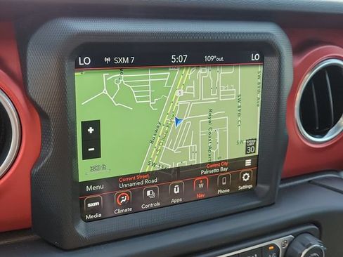 Used 2023 Jeep Gladiator Rubicon w/ Trailer Tow Package AWD/4WD image 24
