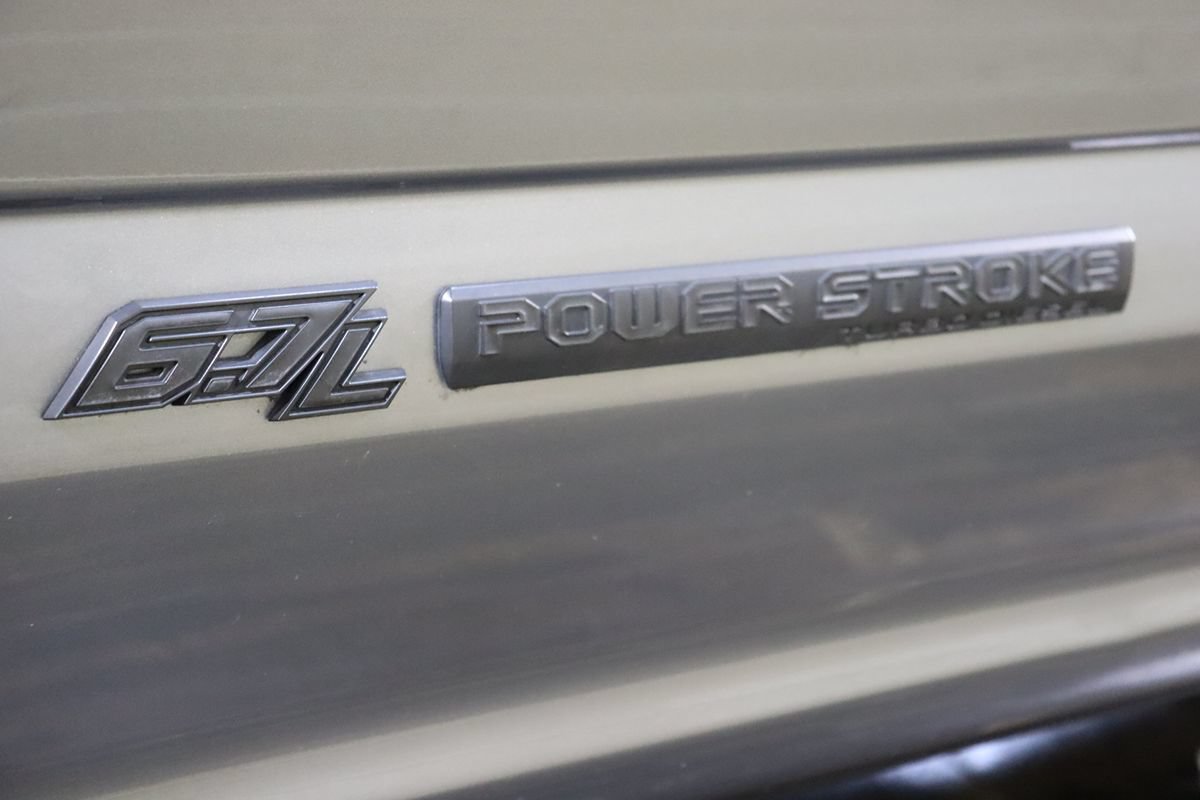 Used 2022 Ford F250 Lariat w/ Black Appearance Package AWD/4WD image 23
