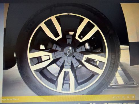 Used 2019 Chevrolet Tahoe Premier AWD/4WD image 10
