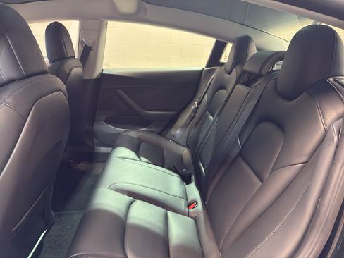Used 2019 Tesla Model 3 Long Range RWD image 26