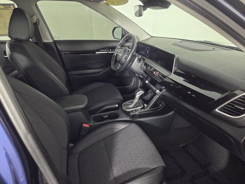 Used 2024 Kia Seltos S FWD image 32