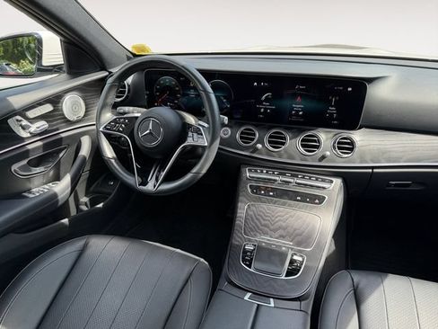 Used 2023 Mercedes-Benz E 350 4MATIC Sedan image 16