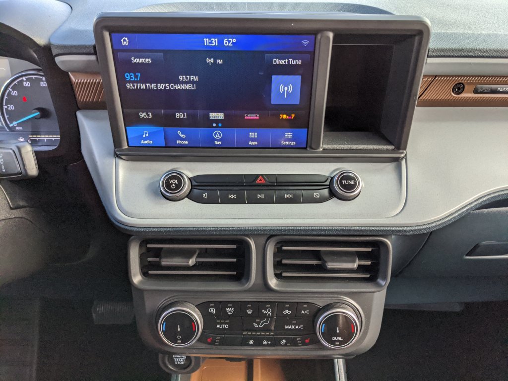 Certified 2024 Ford Maverick Lariat FWD image 7