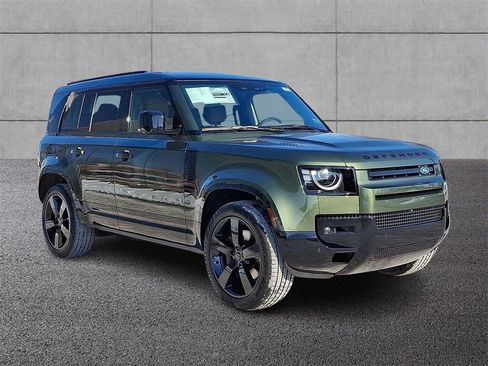 New 2026 Land Rover Defender 110 X-Dynamic SE image 2