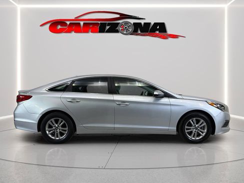 Used 2017 Hyundai Sonata SE FWD image 4