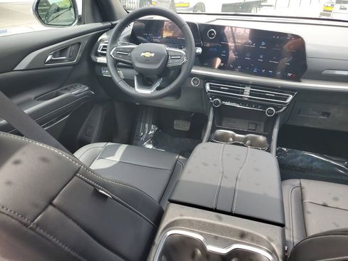 New 2026 Chevrolet Traverse LT AWD/4WD image 12