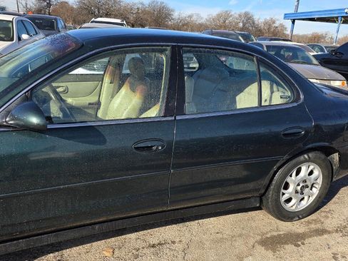Used 2001 Oldsmobile Intrigue GL w/ Premium Leather Pkg image 2