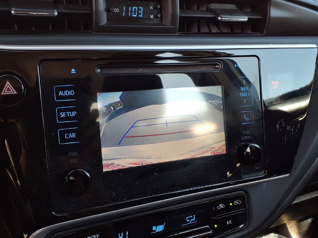 Certified 2018 Toyota Corolla LE FWD image 11
