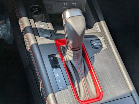 New 2026 Nissan Kicks SR image 27