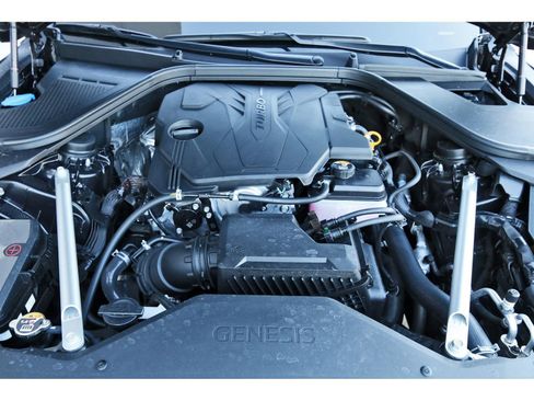 Used 2025 Genesis G80 2.5T image 32