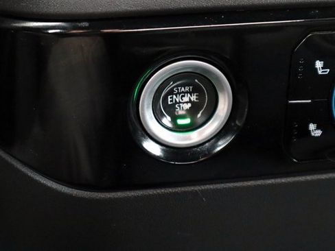 Used 2022 Chevrolet Silverado 1500 RST image 8