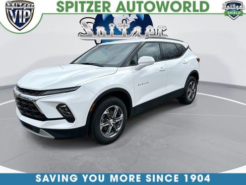 Used 2024 Chevrolet Blazer LT w/ Convenience Package FWD image 4