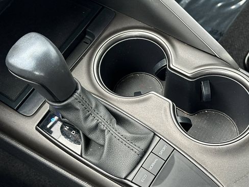 Used 2023 Toyota Camry SE FWD image 20