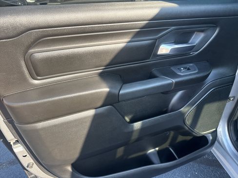 Used 2025 RAM 1500 Warlock AWD/4WD image 13