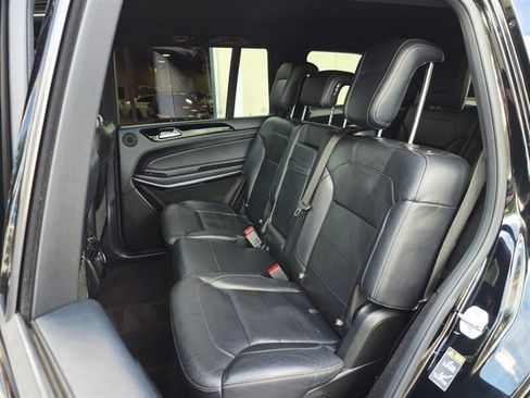 Used 2017 Mercedes-Benz GLS 550 4MATIC w/ Driver Assistance Package image 26