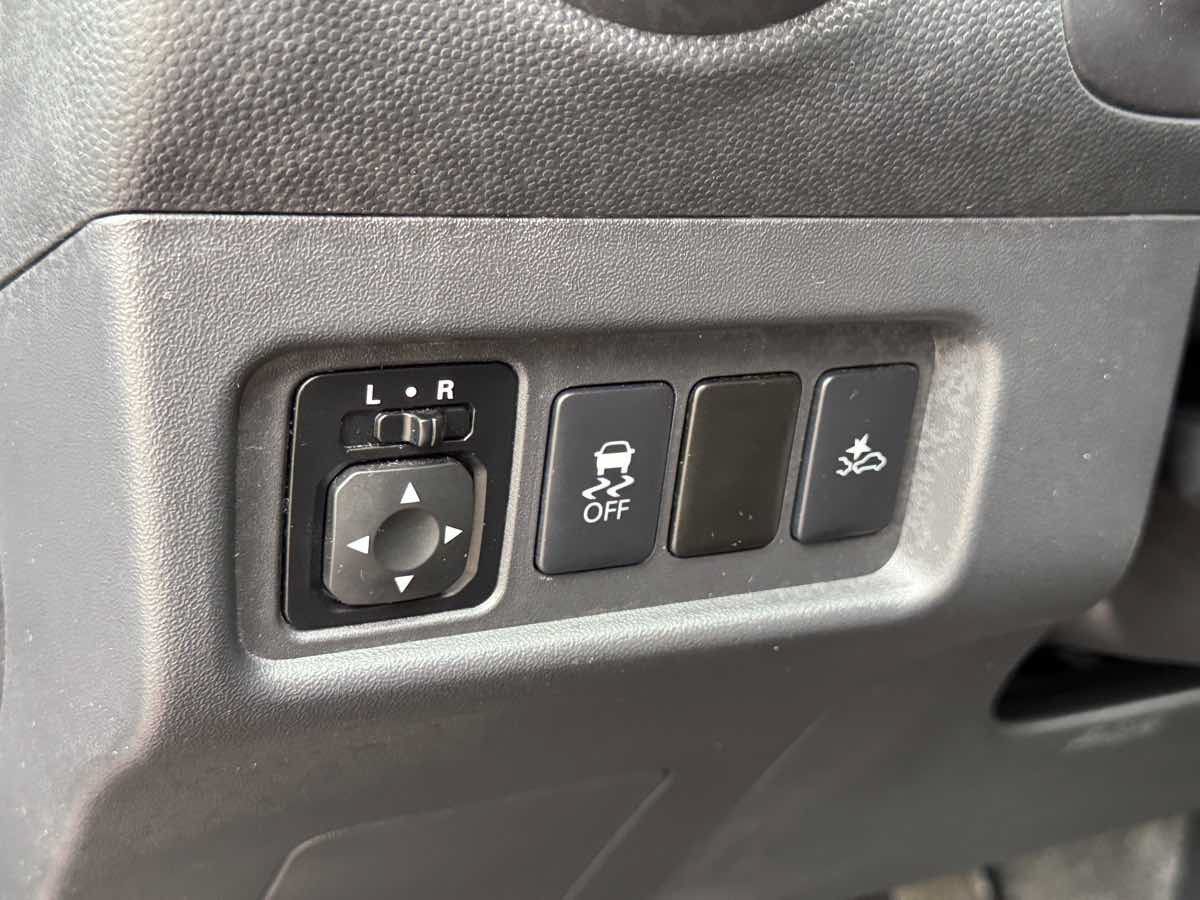 Used 2024 Mitsubishi Mirage FWD image 27