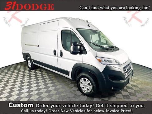New 2025 RAM ProMaster 3500 w/ Quick Order Package 22G SLT image 1