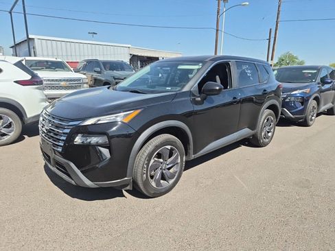 Used 2024 Nissan Rogue SV FWD image 6