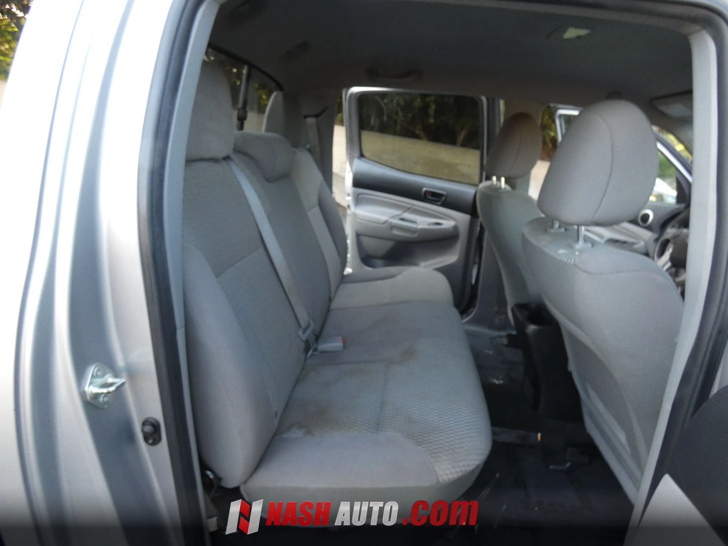 Used 2015 Toyota Tacoma PreRunner w/ SR5 Package RWD image 34