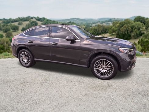 Used 2024 Mercedes-Benz GLC 300 4MATIC image 14