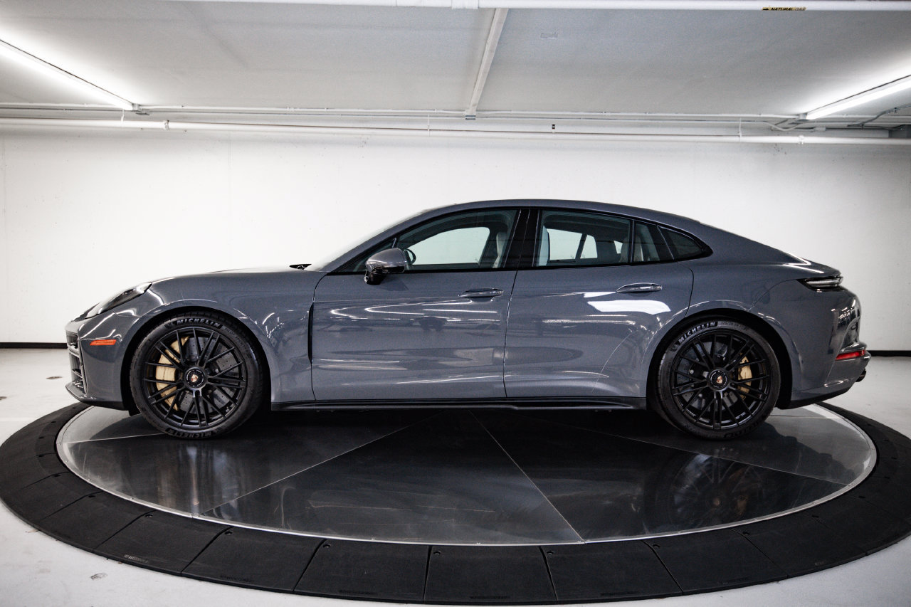 Certified 2026 Porsche Panamera GTS AWD/4WD image 2