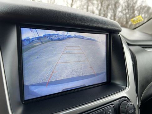 Used 2018 Chevrolet Suburban LT image 15