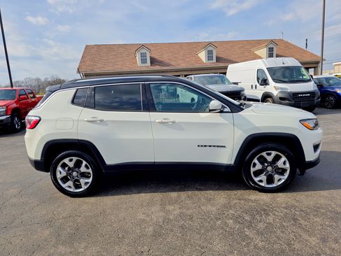 Used 2018 Jeep Compass Limited w/ Navigation Group image 19